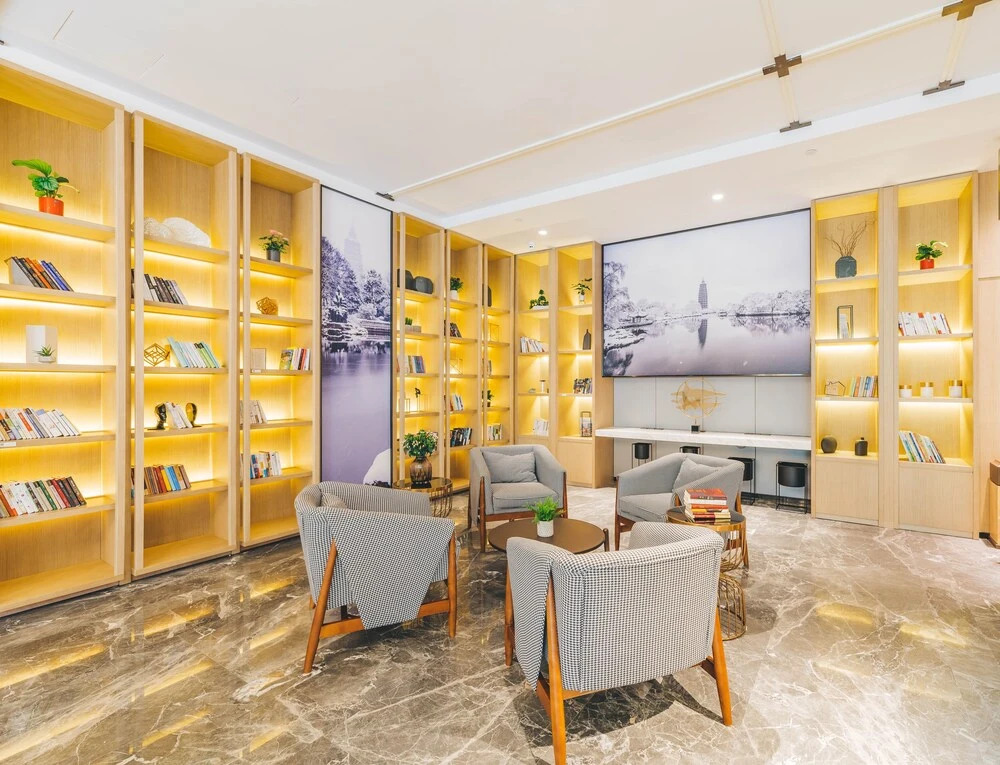 Atour Hotel Nanjing Road Small White Building Tianjin