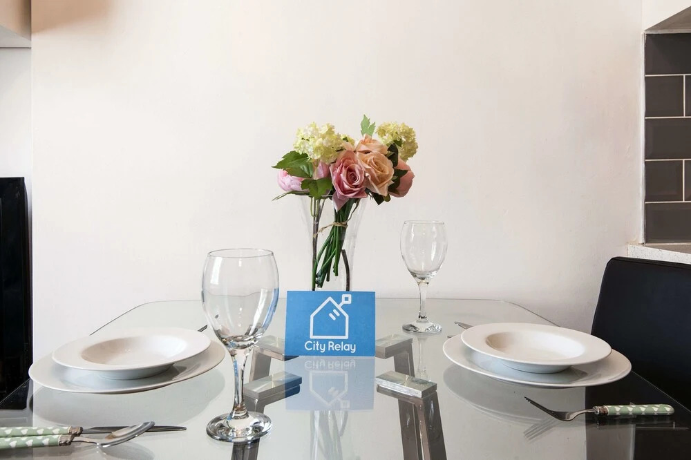 The Homely Westbourne Gardens Apartment - JCN
