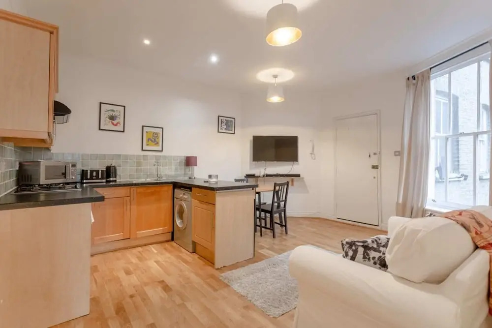 Charming Property in Clapham