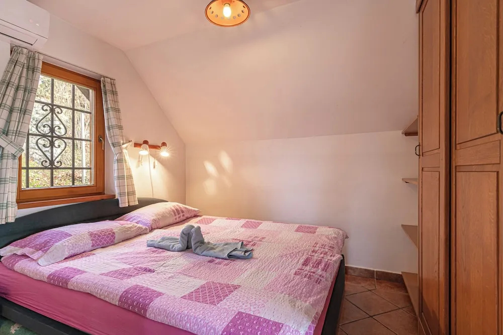 Vineyard Cottage Rataj 2