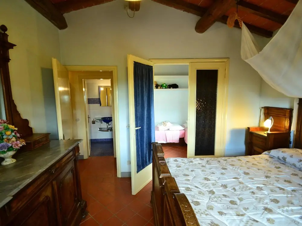 Bright Farmhouse in Montecatini Terme With Swimming Pool
