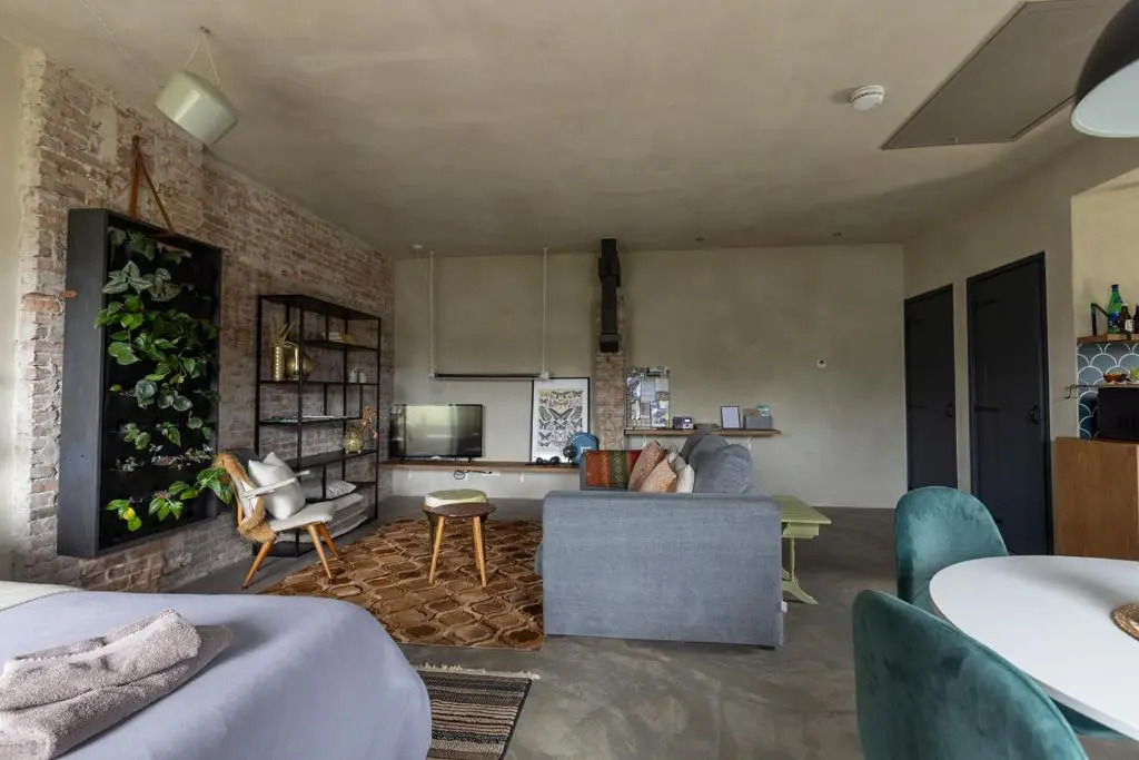 De oude slaght- luxe suite met buitensauna