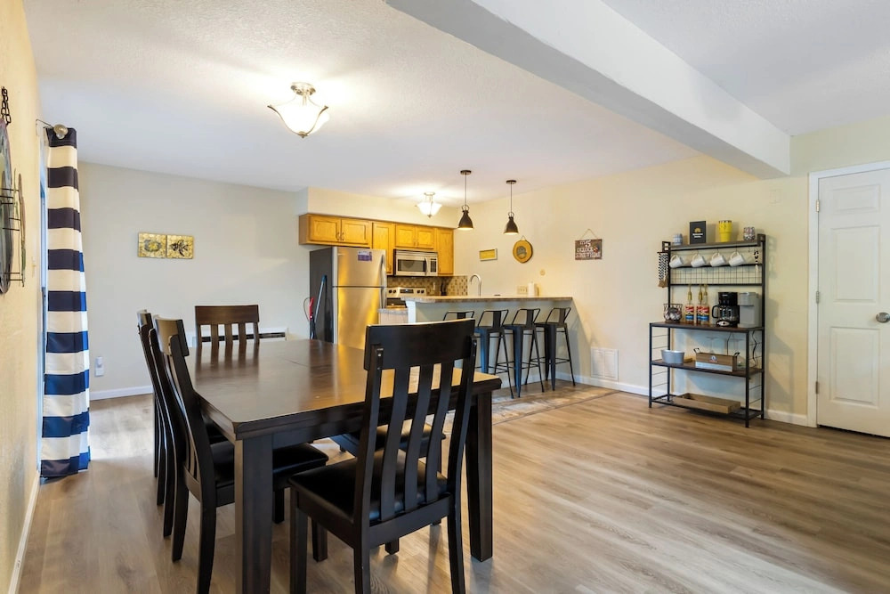 Private Pool, Patio: Dog-friendly Ozarks Retreat