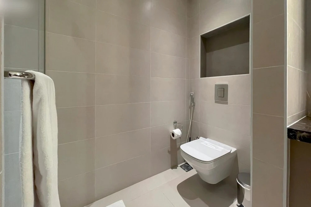 Hyp-lux 4BR Apt With Burj Khalifa View