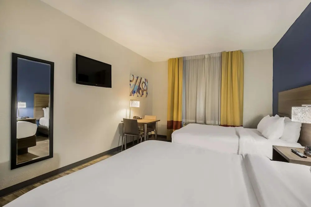 Quality Inn & Suites South