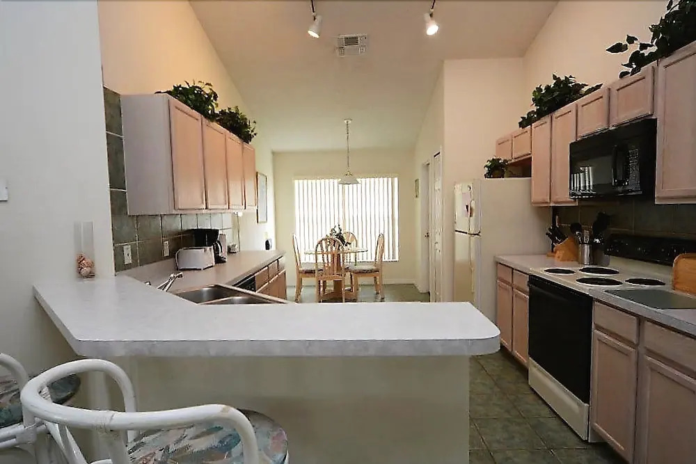 Eagle Pointe 1012 - Three Bedroom Villa with Private Pool