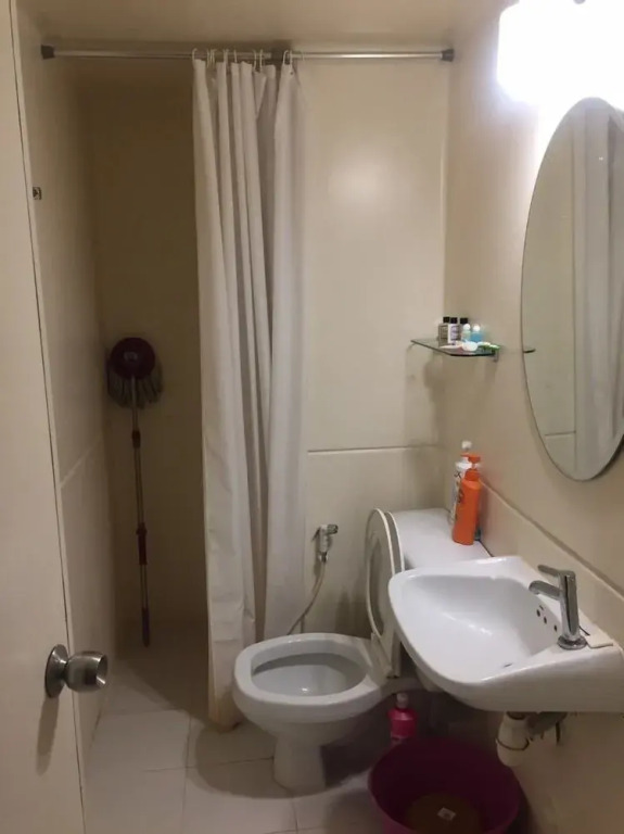 Condo Muang Thong