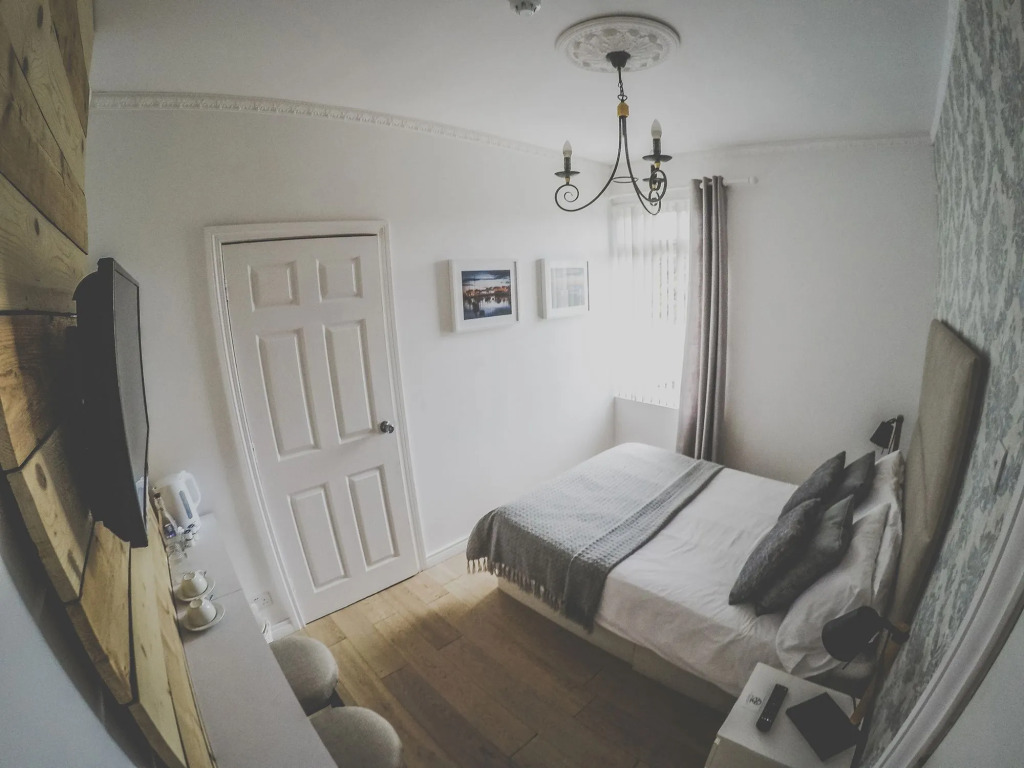 Antique House B&B