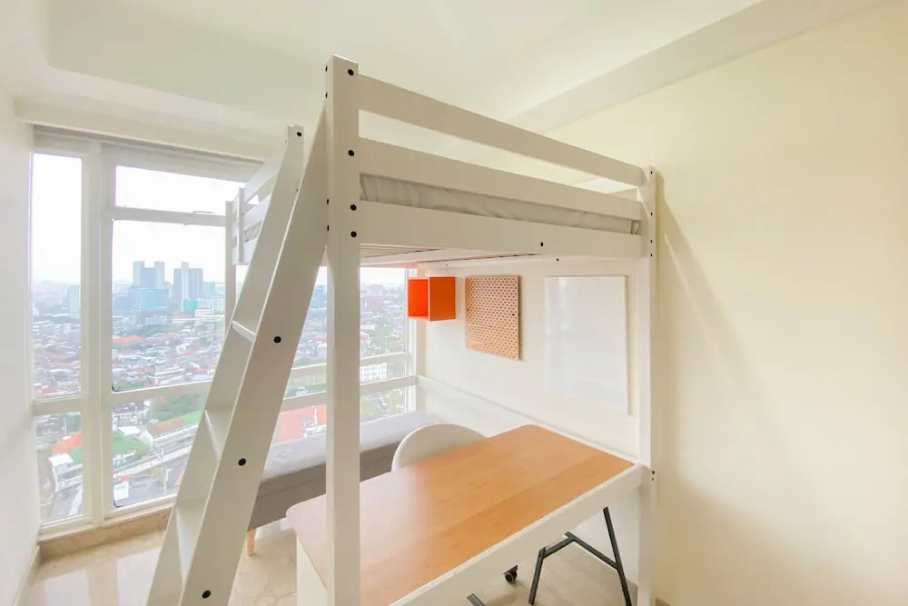 Spacious And Comfort Living 2Br At Menteng Park Apartment