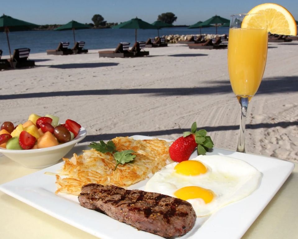 DreamView Beachfront Hotel & Resort