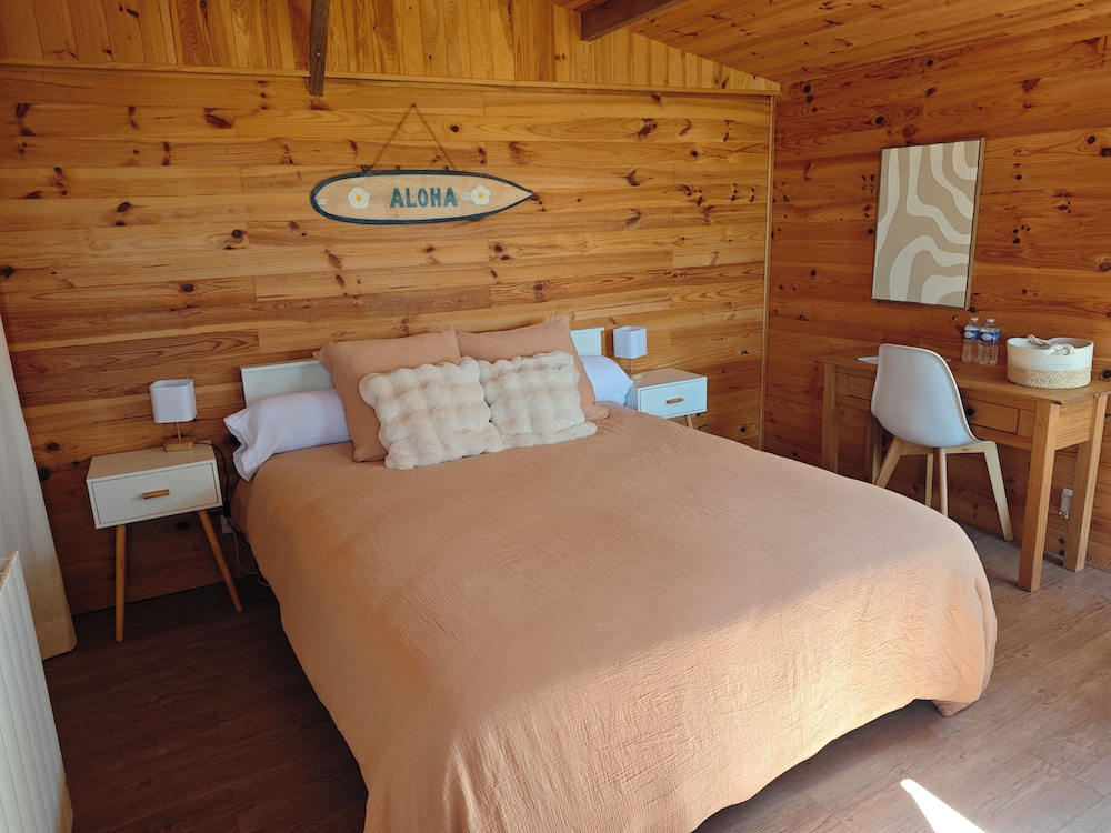 Le Chalet Des Pins