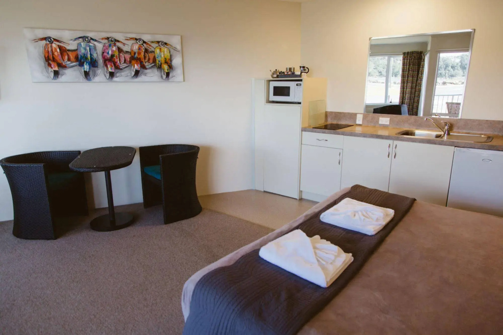 Waterfront Apartments Whitianga