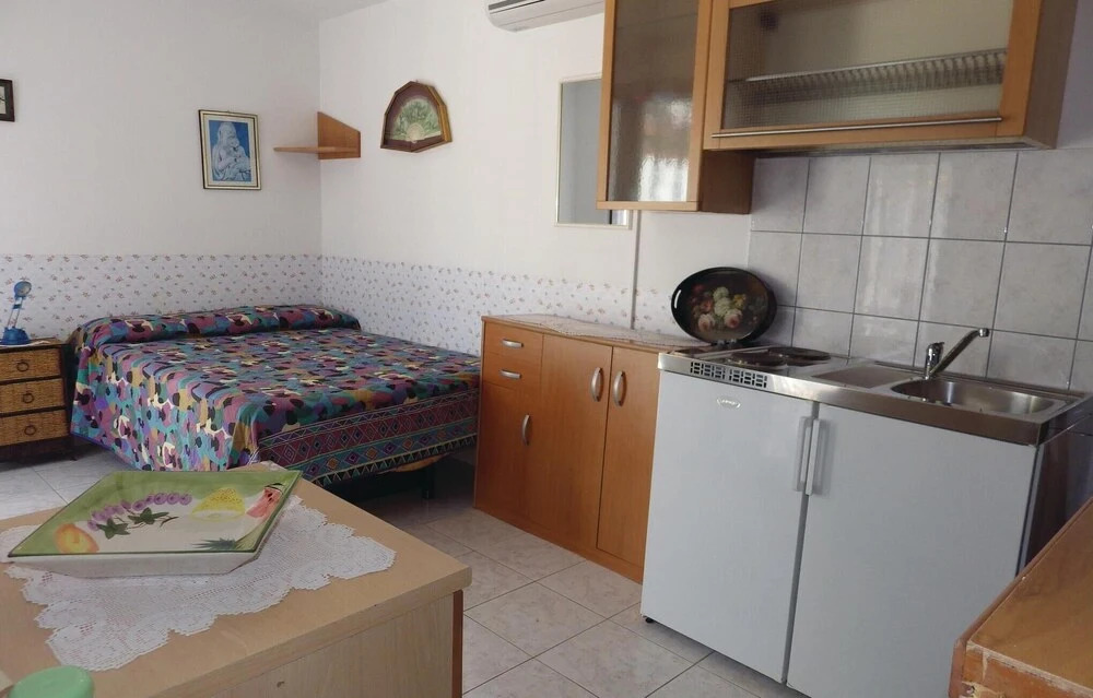 Amazing Apartment in Vodnjan With 3 Bedrooms