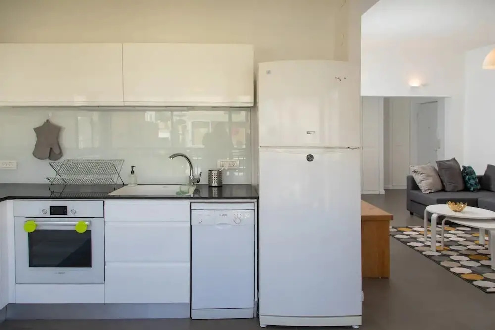 Stylish Chic 2BR Bauhaus Ap Heart of TLV