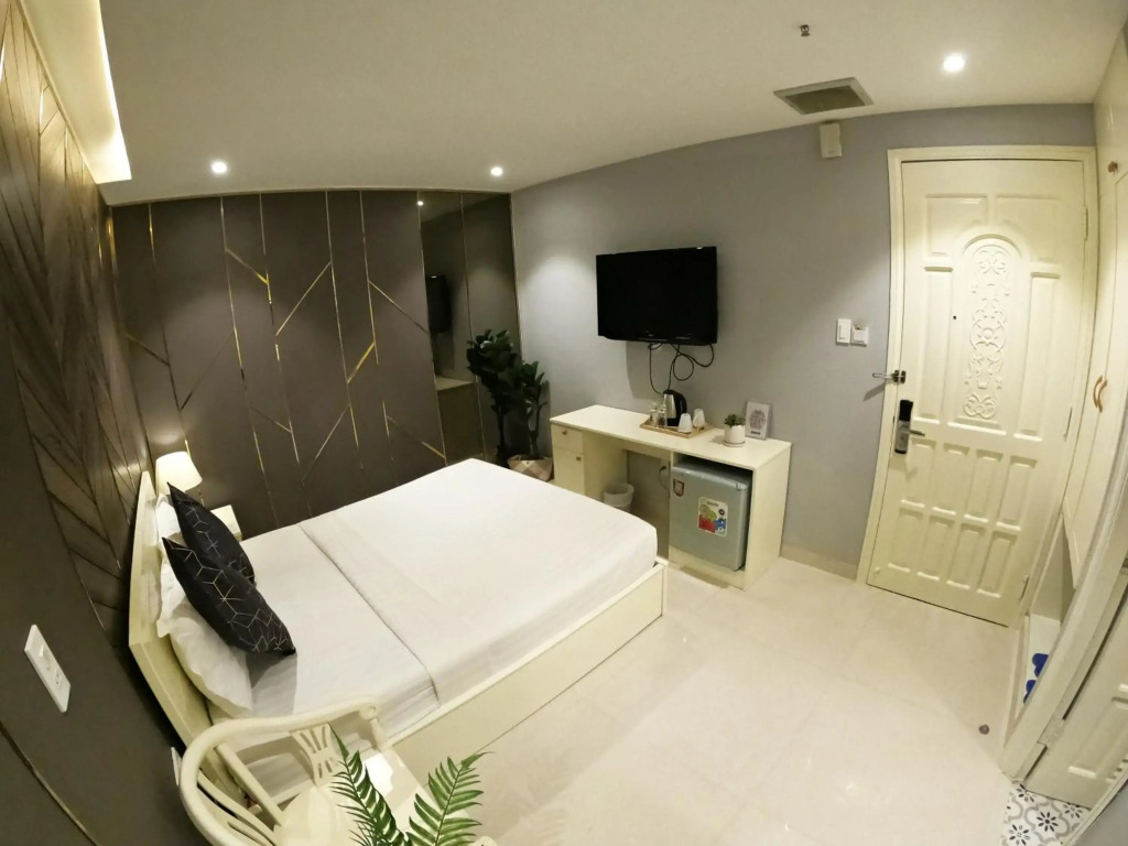 Dinh Phat Hotel