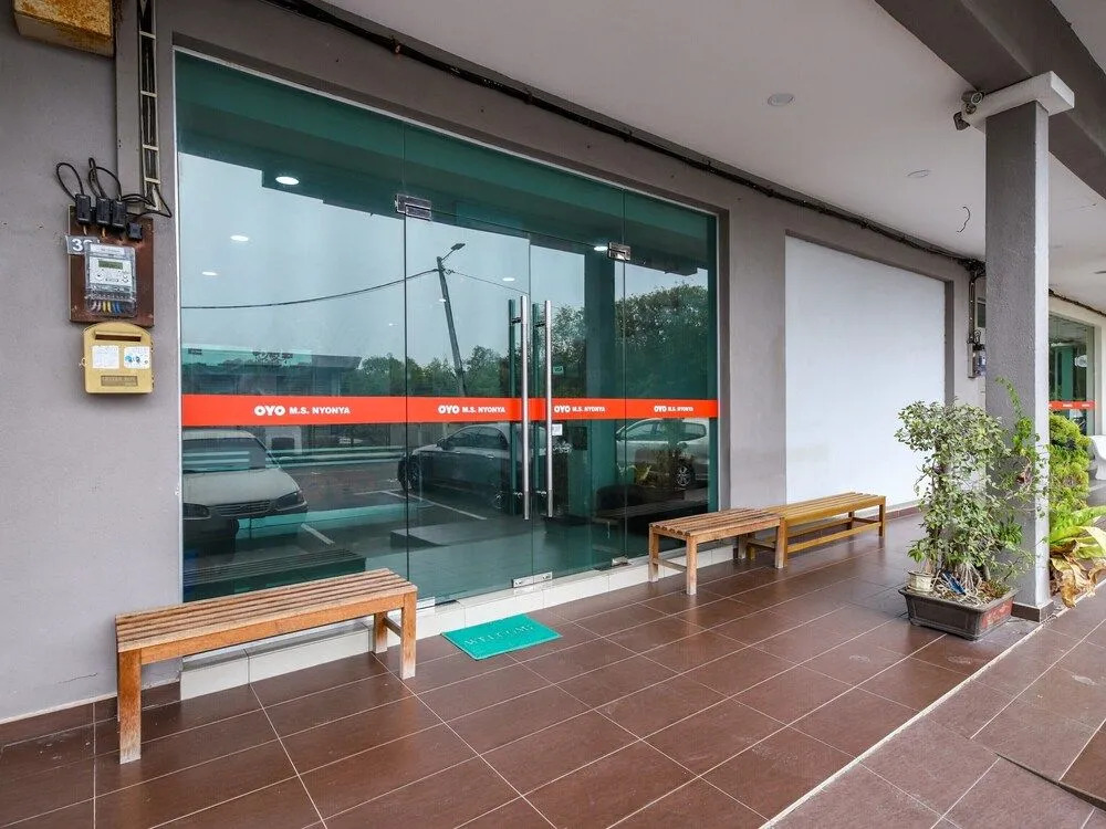 OYO 89497 Dream Nur Hotel