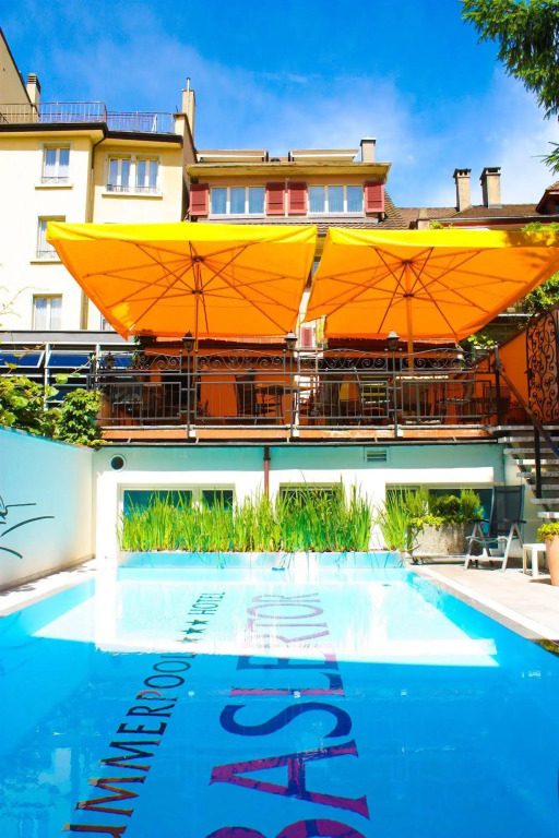 ROESLI Guest House