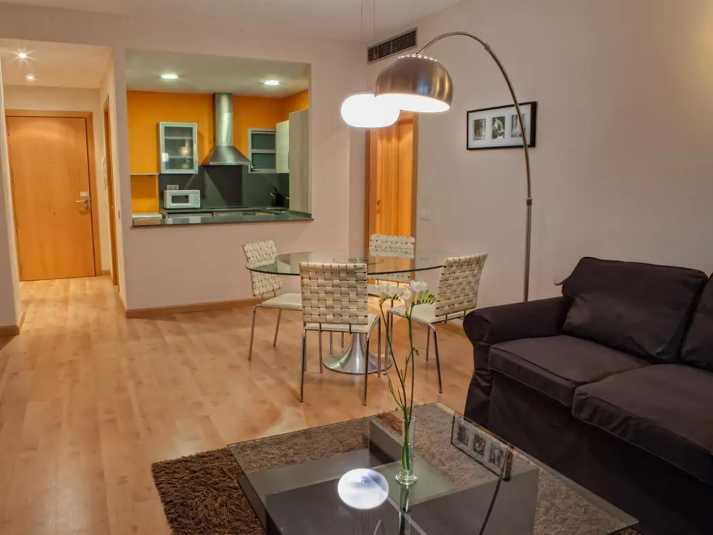Barcelona Apartment Villarroel