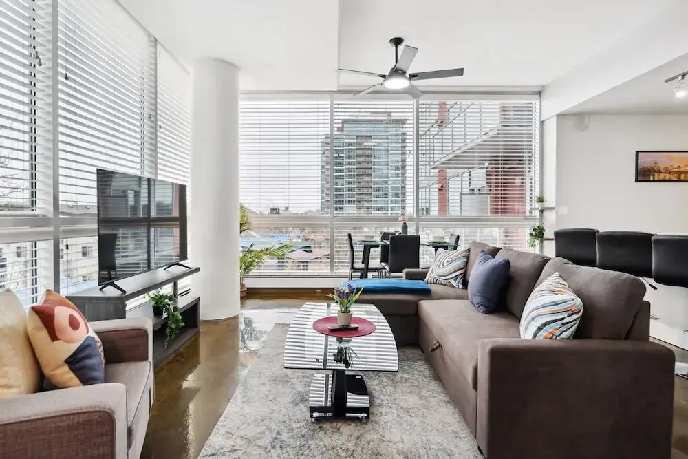 Luxury Condo Steps From Stampede Park