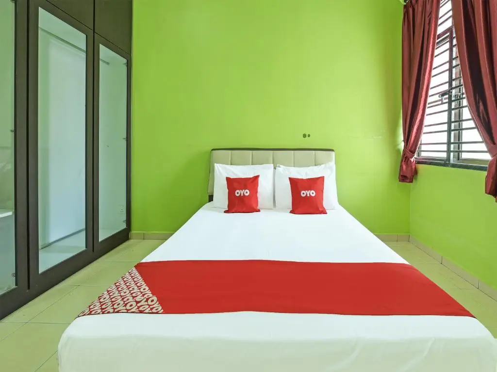 OYO Home  90532 Casa Azlinda Muslim Homestay Ii