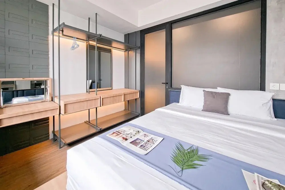 1Br Near Alam Sutera Mall At Collins Boulevard Apartment
