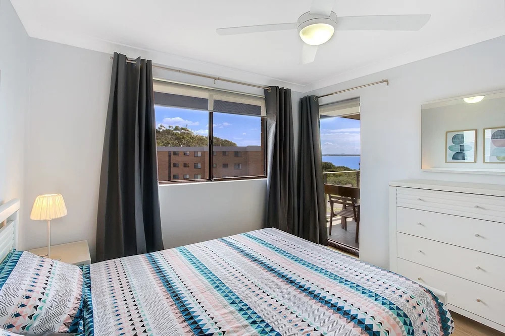 Promenade, Unit 12/ 8 Intrepid Close