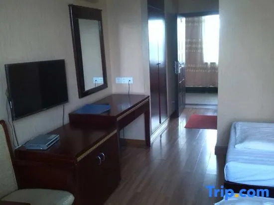 Xinjia Hotel