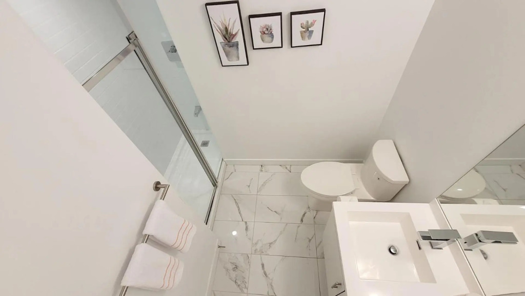 Lovely 3 bedrooms in University of Toronto
