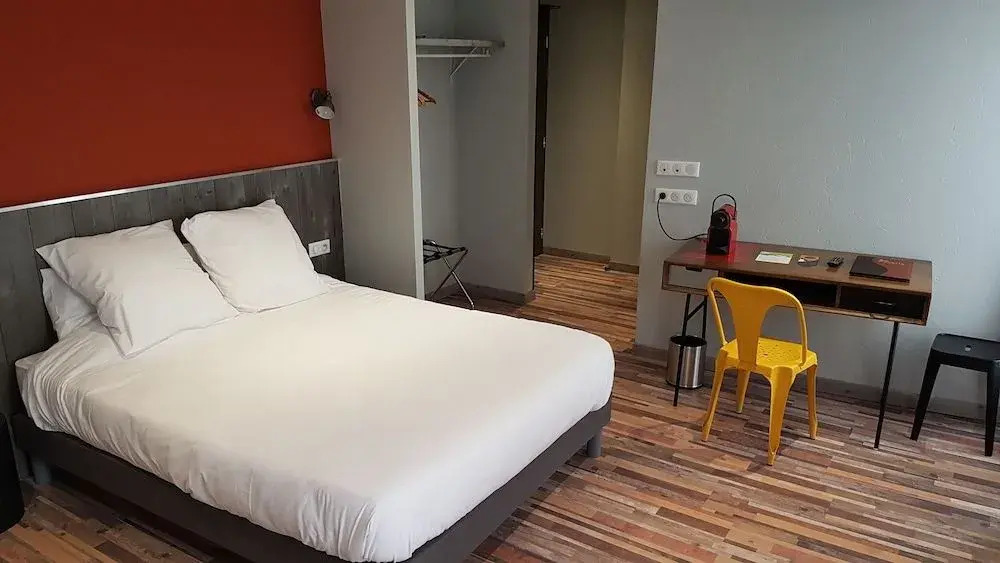 Logis Hotel Yseria - Historical Center