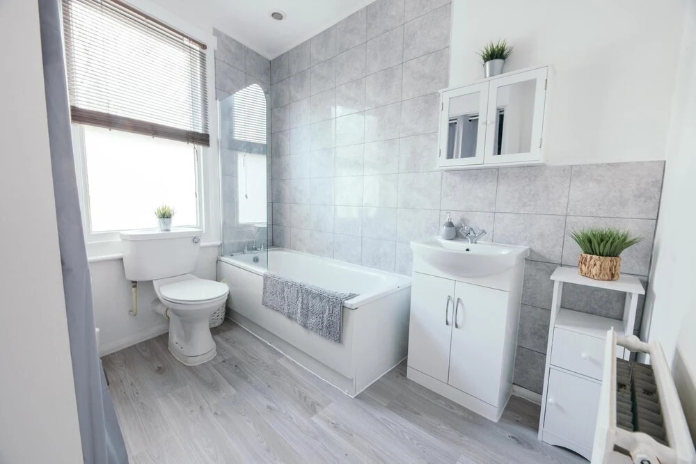 NEW Sleek and Chic 1BD Brighton Flat - Sleeps 3