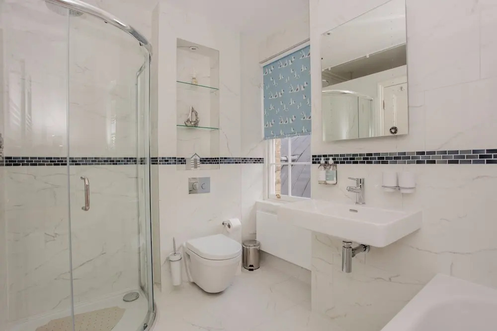 Stunning & Modern 3Bed House in Victoria