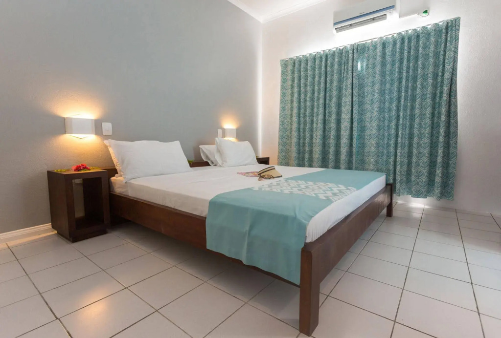 Chalets dAnse Forbans SelfCatering