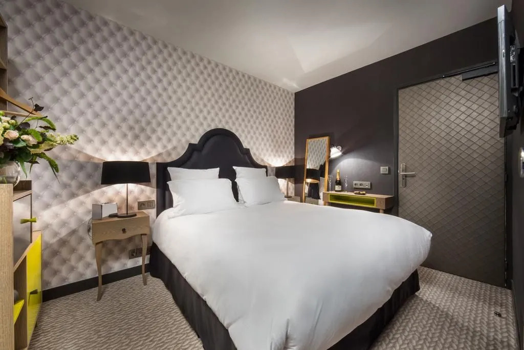 Hôtel La Parizienne - Proche Montparnasse