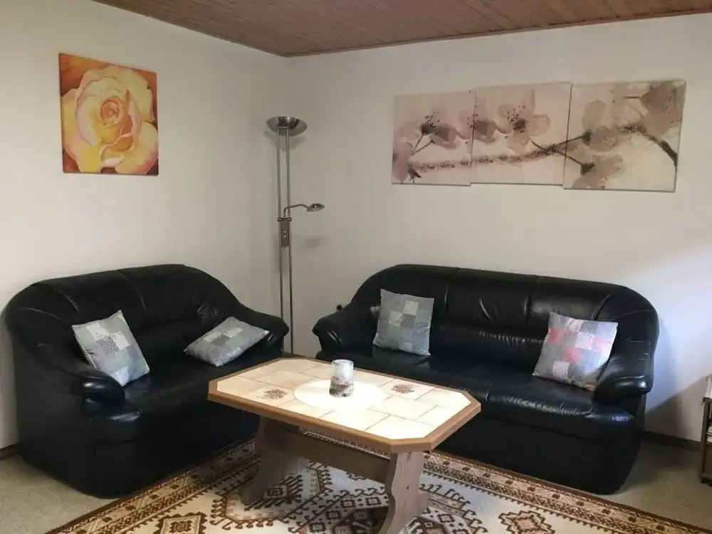 Haus Hiller Comfortable Holiday Residence