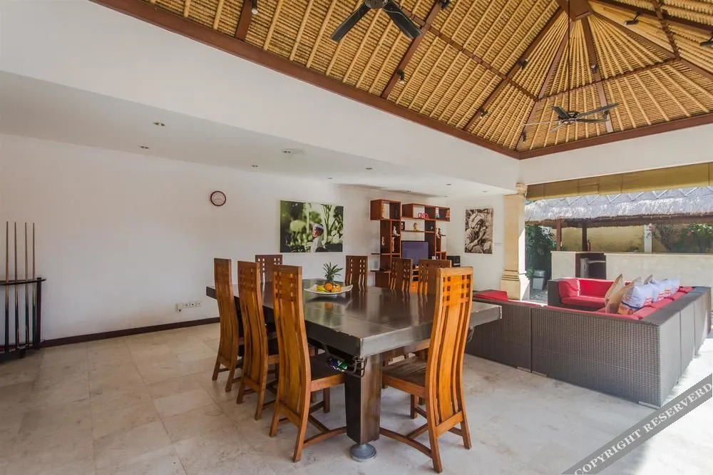 Villa Bugis Abimanyu Seminyak