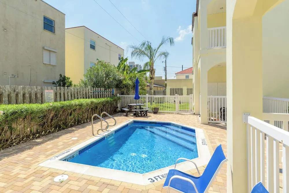 Large Condo Close to Beach With Semi-private Pool!