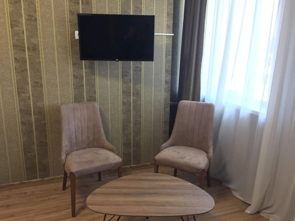 Hotel Atlantis Near Airport