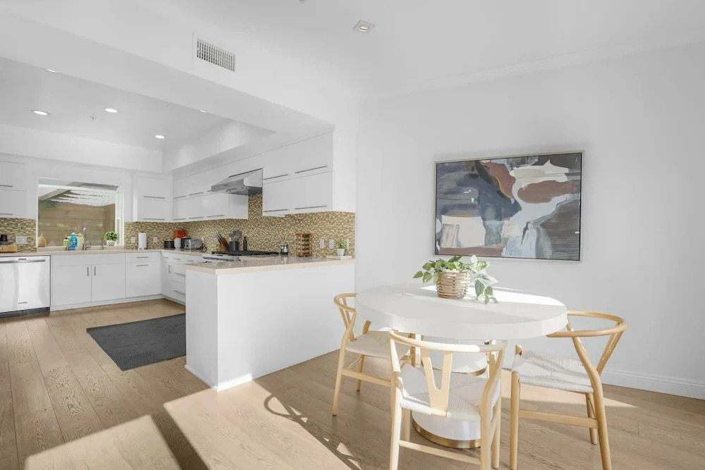 Laurel Ridge: Elevated Canyon Escape With Spa-like Living & Style