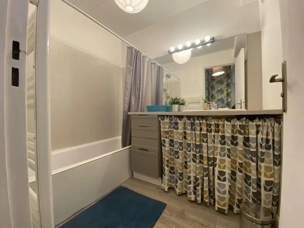 Appartement Sainte-Maxime, 2 pièces, 4 personnes - FR-1-226-487
