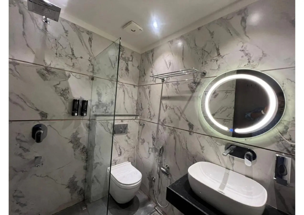 Hotel Majestic Grand By MNG Rooms