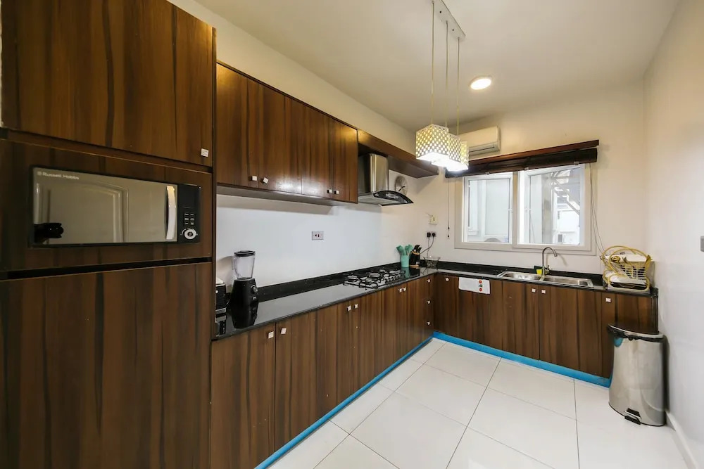 George Residence Osapa