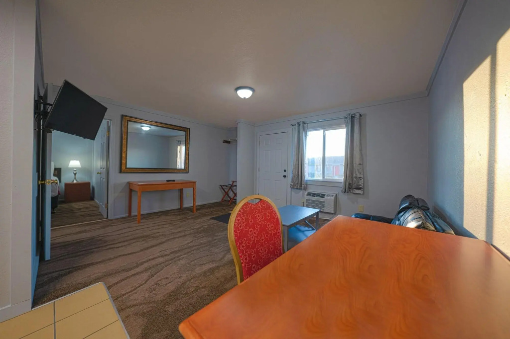 OYO Hotel Portland OR near Airport