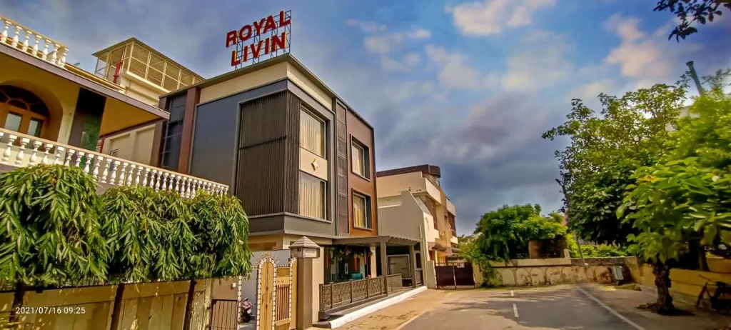 Hotel Royal Livin