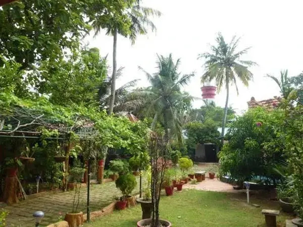 Southcanal Holidays