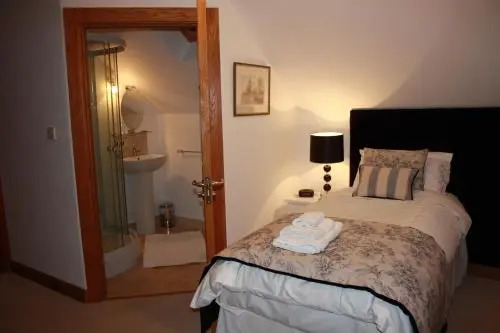 Lillikoi Bed & Breakfast