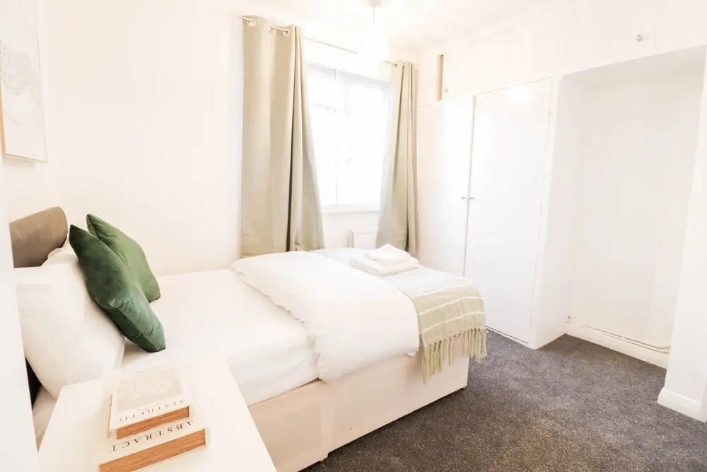 Lovely 3 Bedroom Maisonette