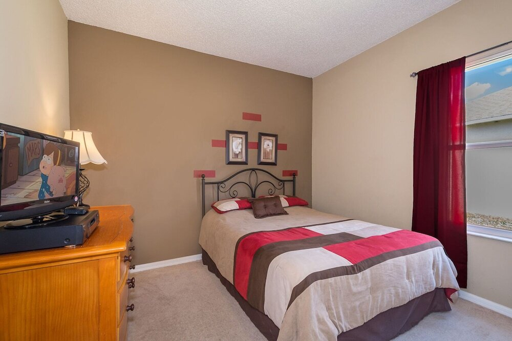 6 BR Symphony Cove Sleeps 14