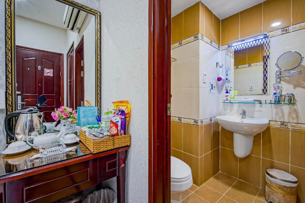 A25 Hotel - 25 Trương Định