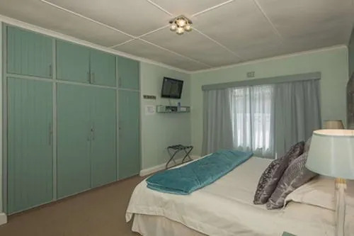 Whale Coast Lodge