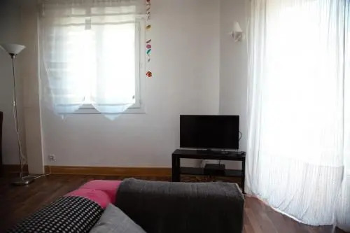 Laincel - Appartement lumineux le long du Rhône